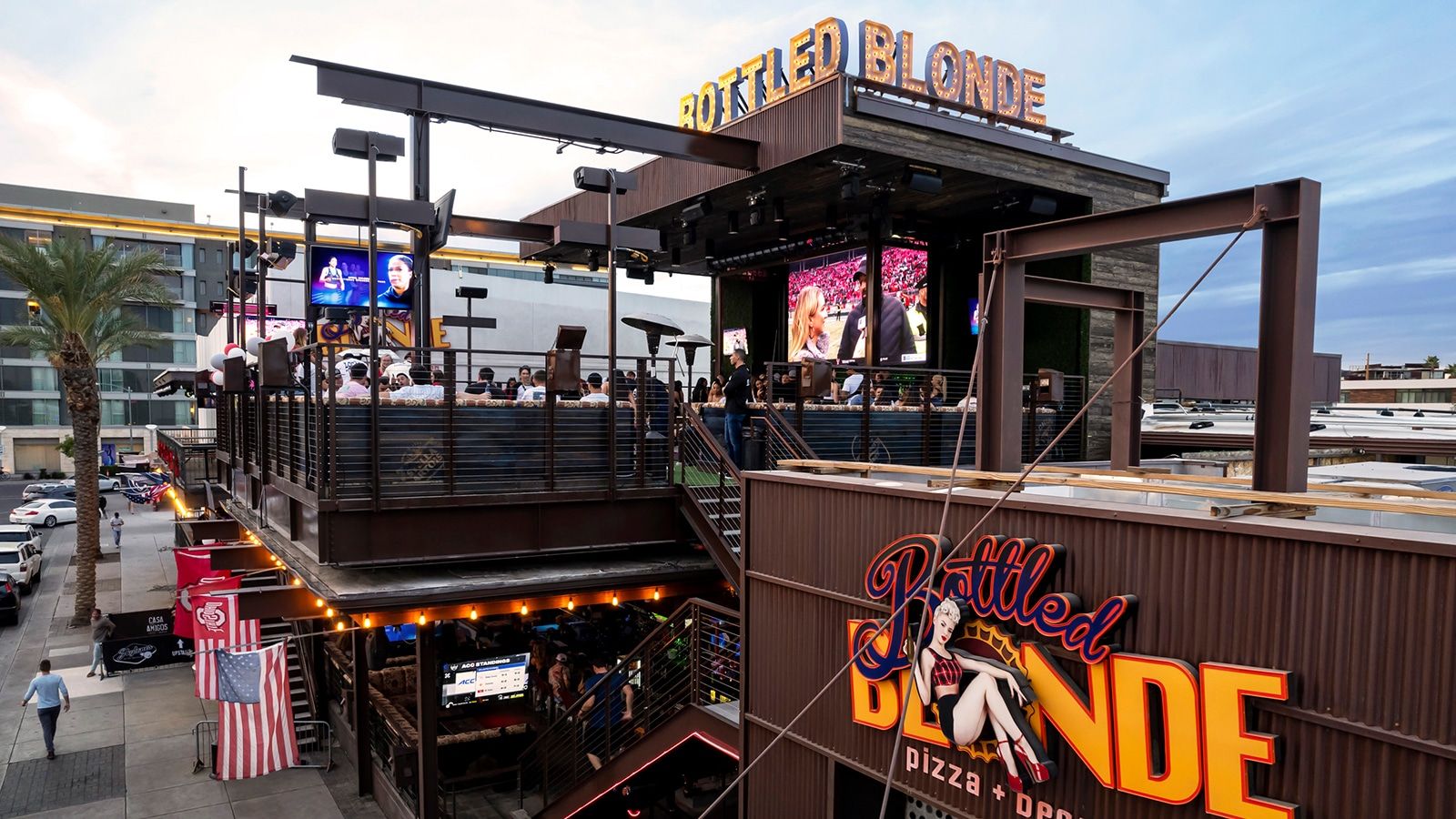 bottled blonde, a restaurant and bar in scottsdale, arizona, photograph 2